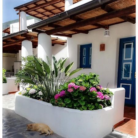 Salinarte Hotel Santa Marina Salina Ruang foto